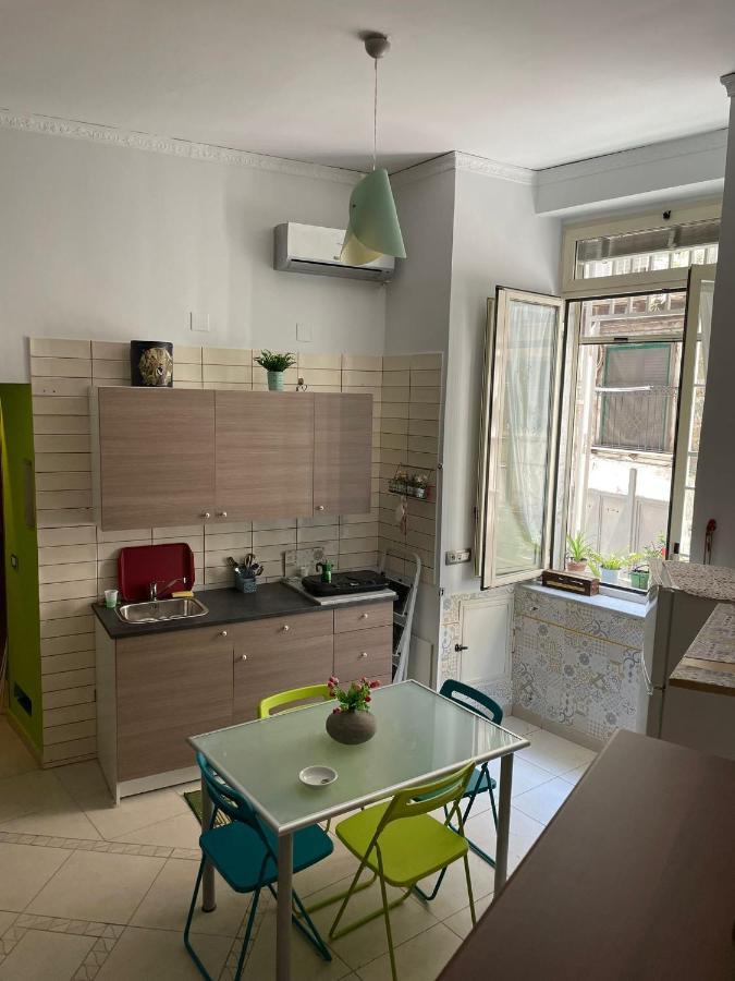 Colorful House Apartman Nápoly Kültér fotó